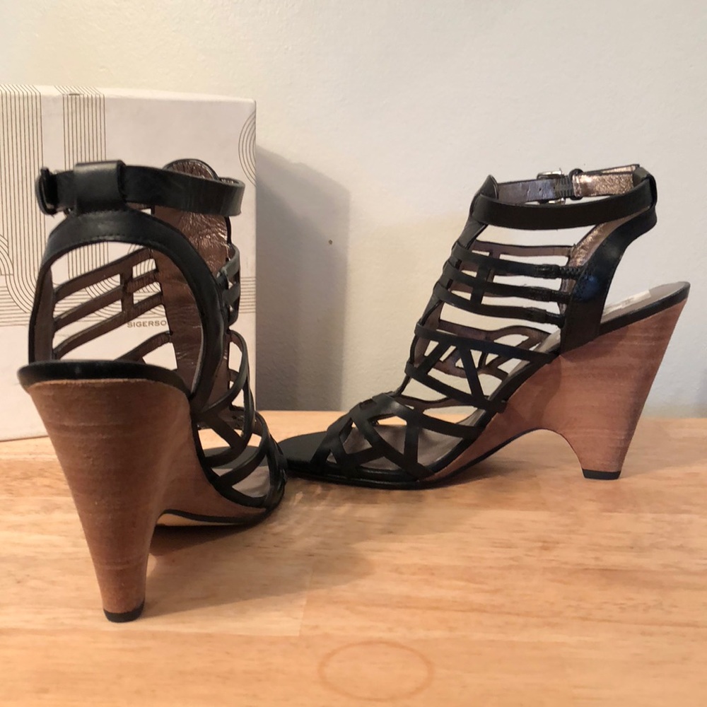 New Belle NYC Sigerson Morrison leather sandal
